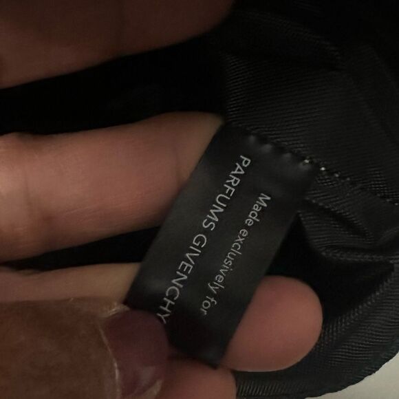 Givenchy Black and White Tote Bag - Picture 11 of 12